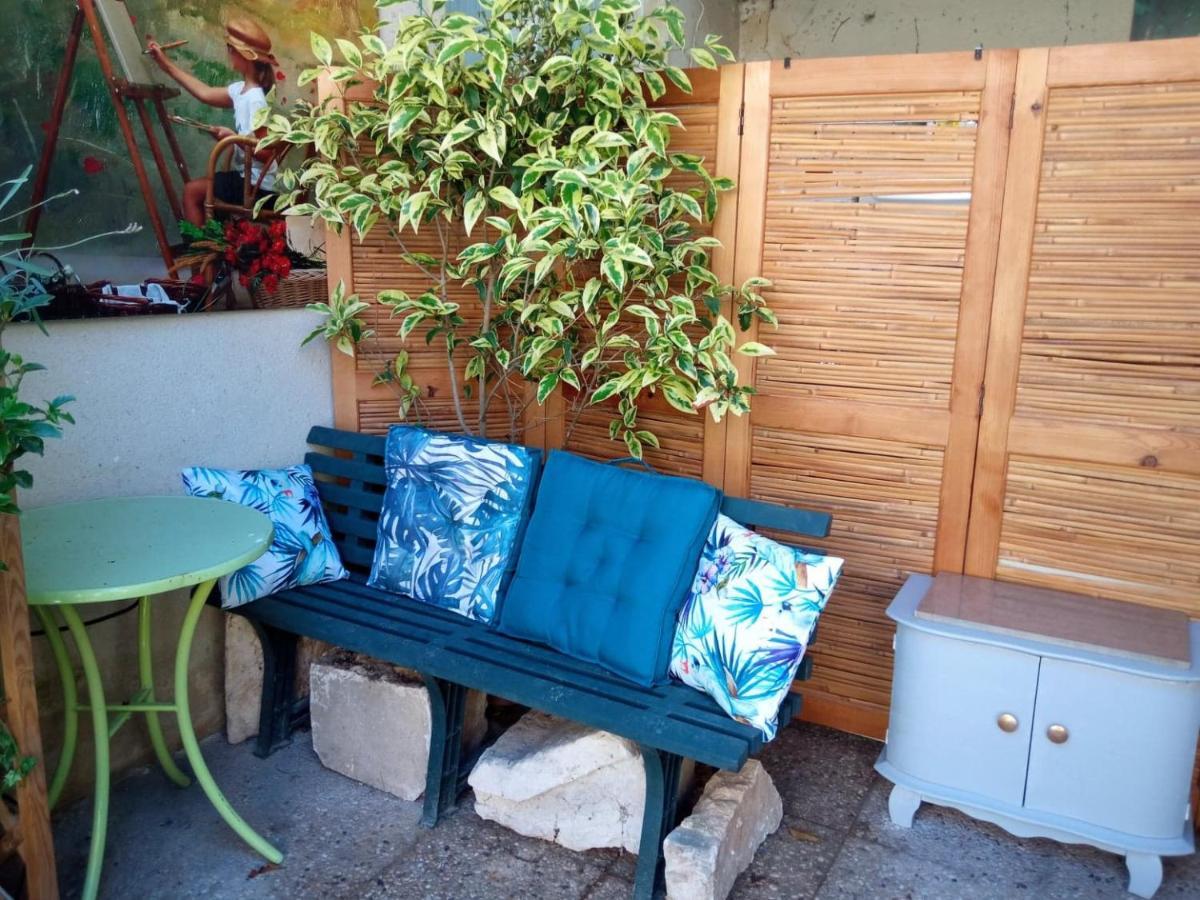 Bed and Breakfast Mysaintaubin Exterior foto